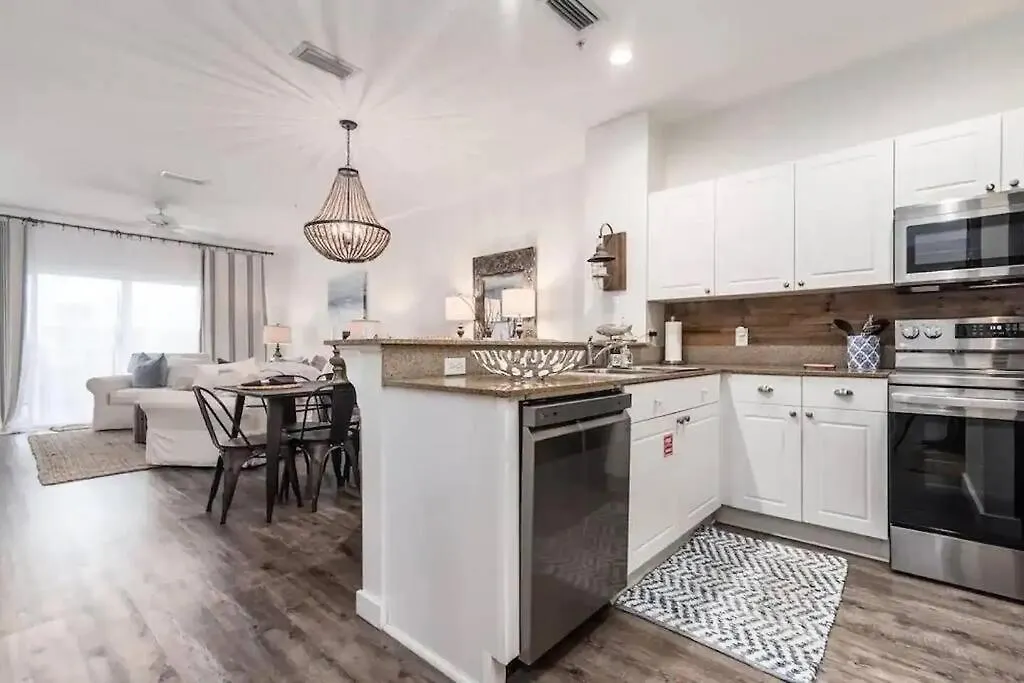 Apartment Miramar Beach - Steps From Private Beach Access! Destin