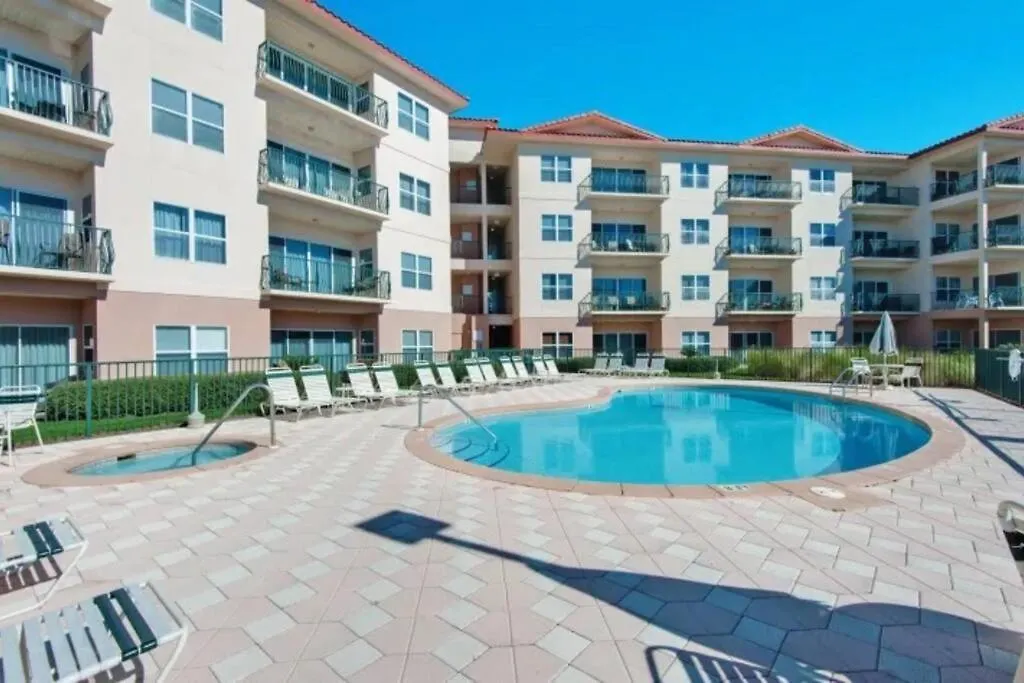 Miramar Beach - Steps From Private Beach Access! Destin